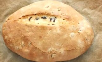 Домашний хлеб с маслинами