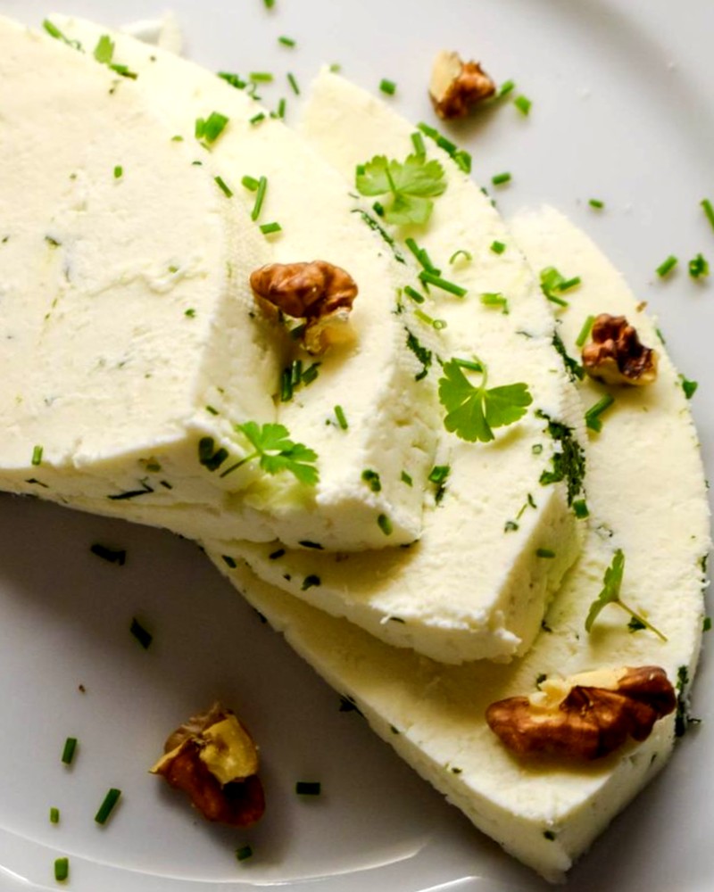 Домашний сыр из козьего молока - пошагово