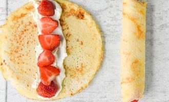 Приготовьте сладкую начинку для блинчиков