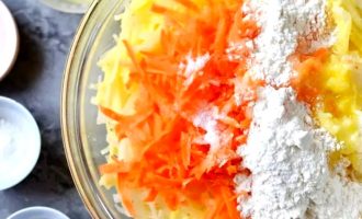 Драники с морковкой - рецепт