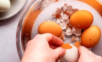 Фаршированные яйца с пряностями - приготовление