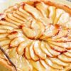 Французский яблочный пирог с кондитерским кремом