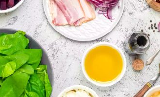 Греческий салат из свёклы - ингредиенты