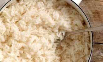 Как варить рис рассыпчатым