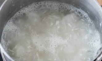 Приготовление риса на воде в кастрюле