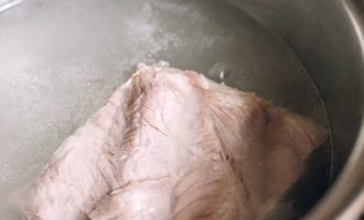 Как отварить свинину