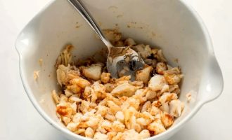 Крбовый салат в картофельных лодочках - пошаговый рецепт