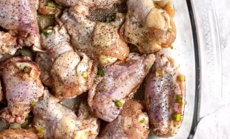 Рецепт куриных крылышек в устричном соусе