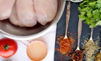 Курятина и томаты для питы - ингредиенты
