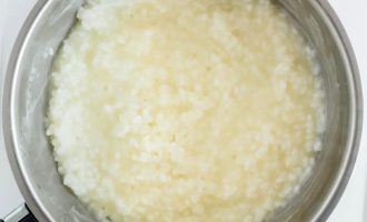 Как варить молочную рисовую кашу