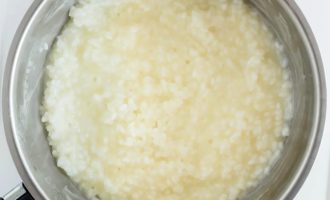 Как варить молочную рисовую кашу