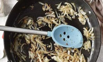 Паста с мясом в томатным соусом