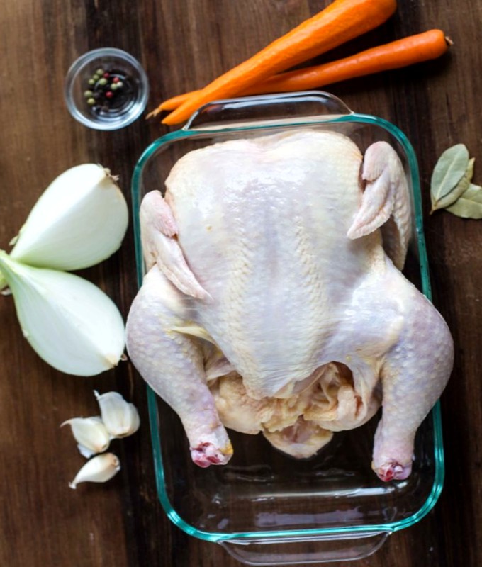 Сколько варить курицу для гриля и сколько варить курицу для супа, бульона? Как и сколько нужно варить курицу по-домашнему и по-деревенски в запеканке, мультиварке и скороварке до готовности?