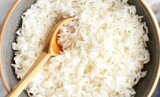 Сколько варить рис в кастрюле