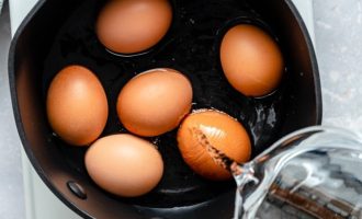 Сколько нужно варить яйца вкрутую
