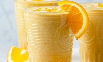 Смузи из апельсинового сока и цветной капусты