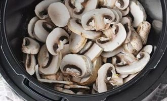 Суп-пюре из грибов со сливками