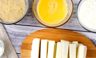 Жареный сыр в панировке - ингредиенты