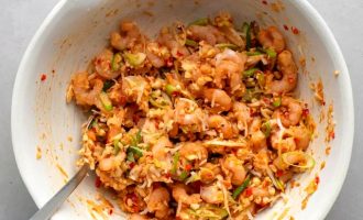 Как приготовить тайский салат с креветкой