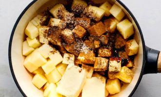 Как приготовить пряные яблоки для начинки